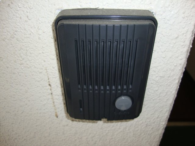 拡大写真:名古屋市天白区元八事5丁目 2階207のインターホン