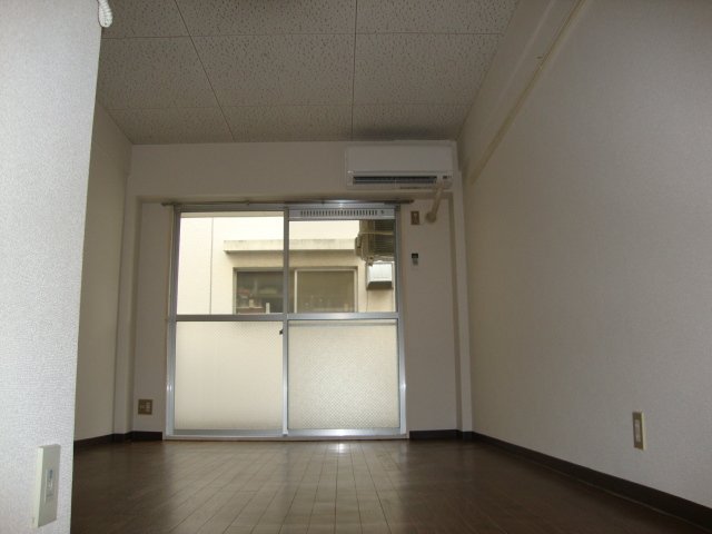拡大写真:名古屋市天白区元八事5丁目 2階207の洋室