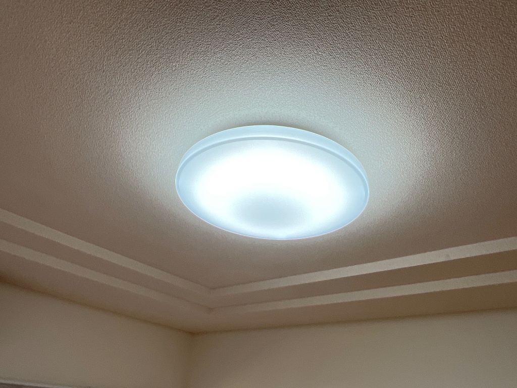 拡大写真:リバティハイツ 2階20201の全室照明器具付き