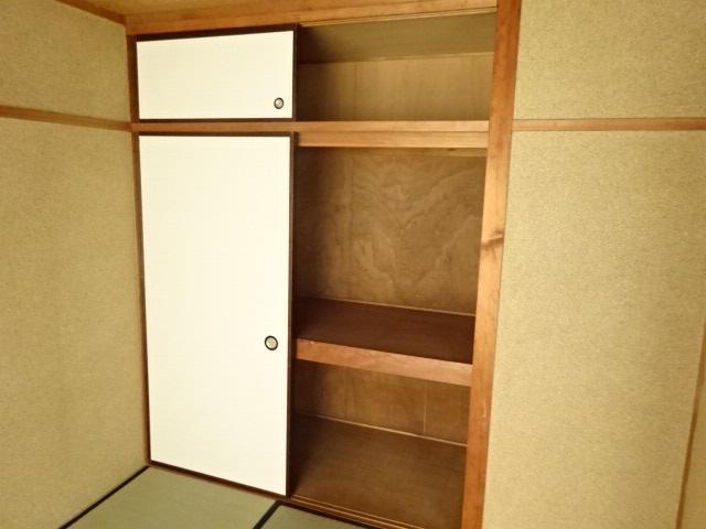 拡大写真:メゾン横須賀 4階401の収納