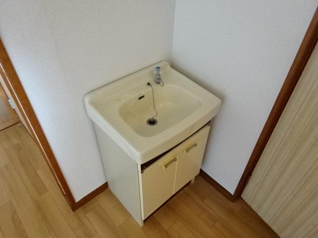 拡大写真:メゾン横須賀 4階401の洗面