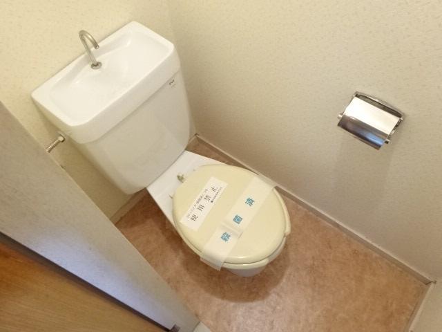 拡大写真:メゾン横須賀 4階401のトイレ