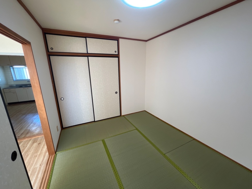 拡大写真:サンパレスSAKAI 3階302の和室