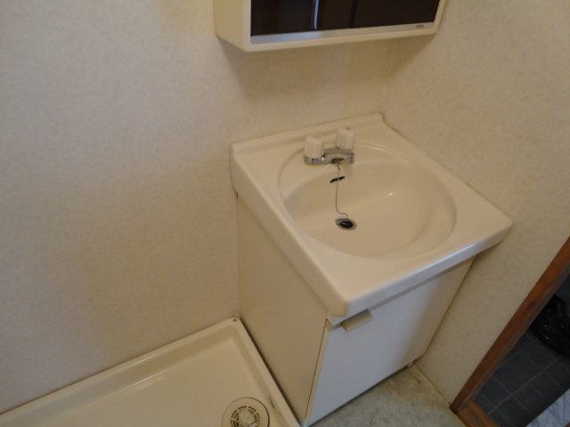 拡大写真:マイン96 1階205の洗面