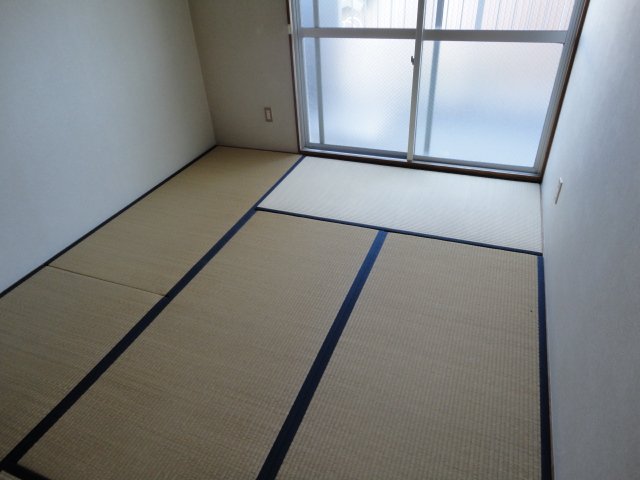 拡大写真:マイン96 1階205の和室