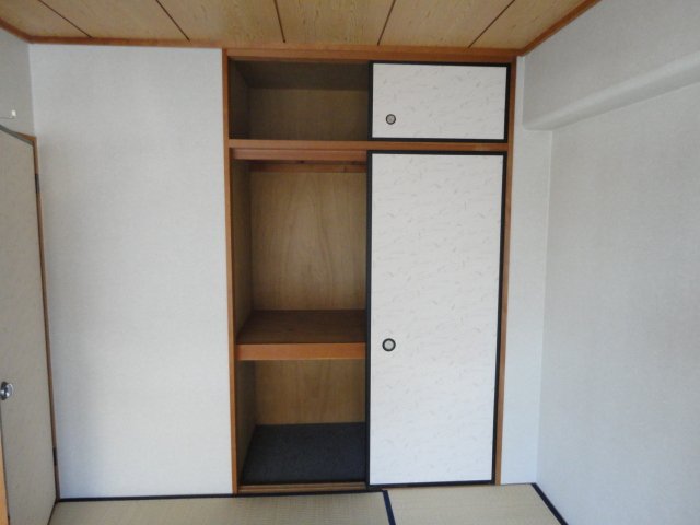 拡大写真:マイン96 1階205の収納