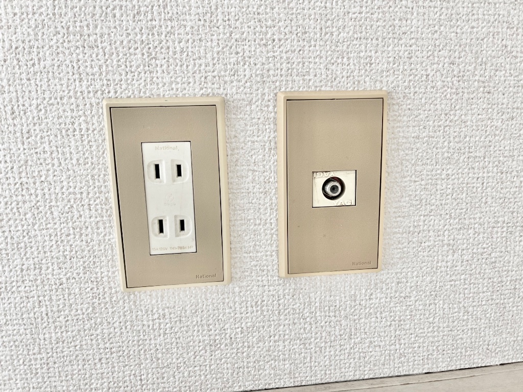 拡大写真：ハイツ後藤Ｂ 1階102のコンセント