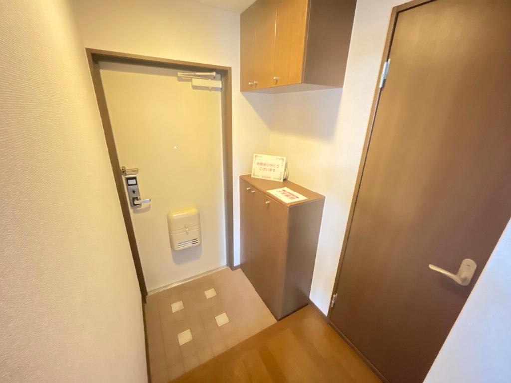 拡大写真:Prevail VAN 3階301の収納