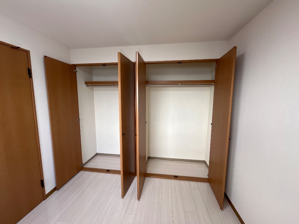 拡大写真:プロニティ オオフク壱番館 1階105の北洋室収納