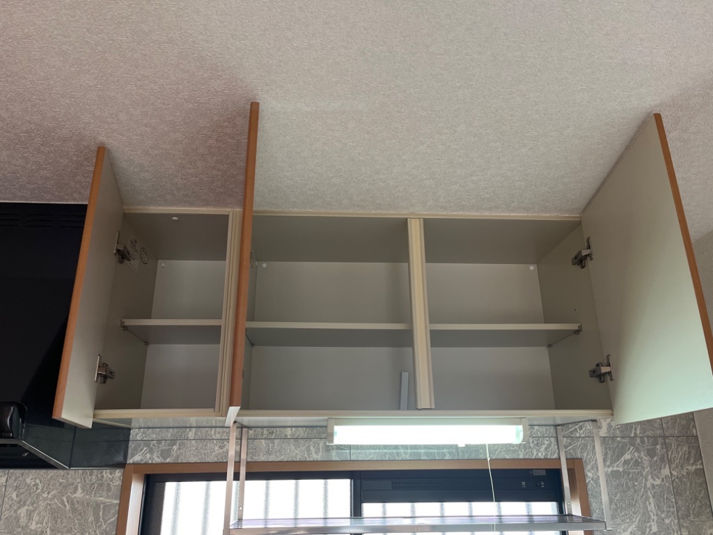 拡大写真:プロニティ小森野Ⅱ 2階201のキッチン上部収納