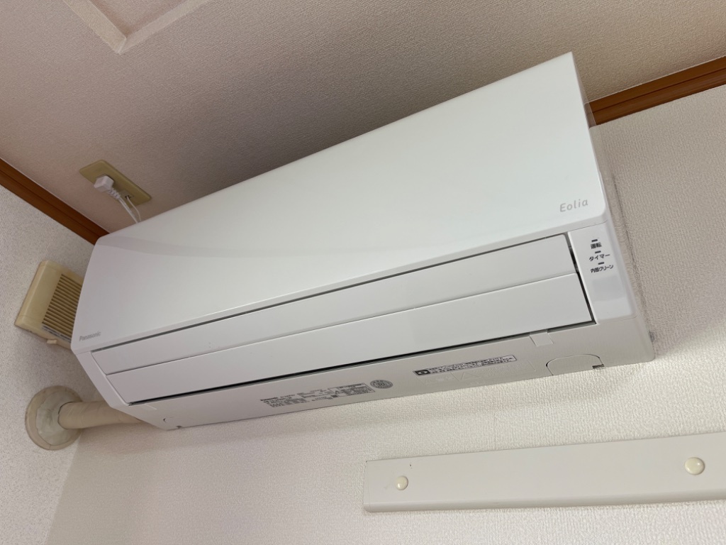 拡大写真:セジュール川部Ⅱ 1階102のエアコン