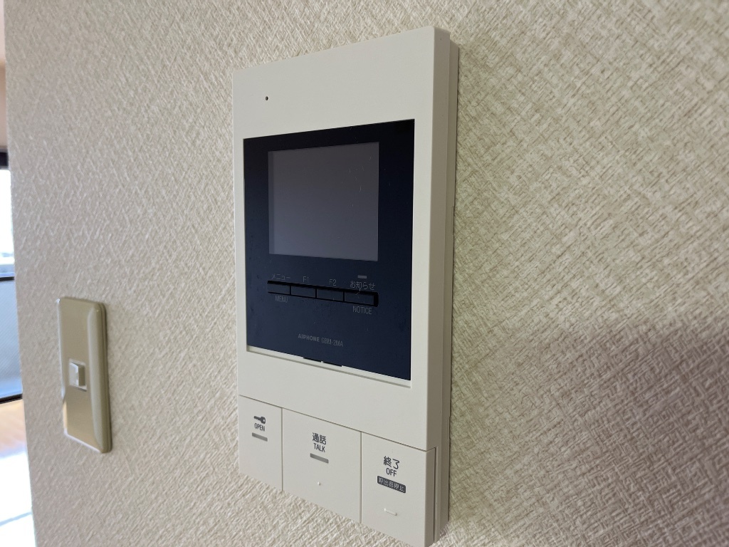 拡大写真:合志市豊岡 2階205のカメラ付きモニターホン