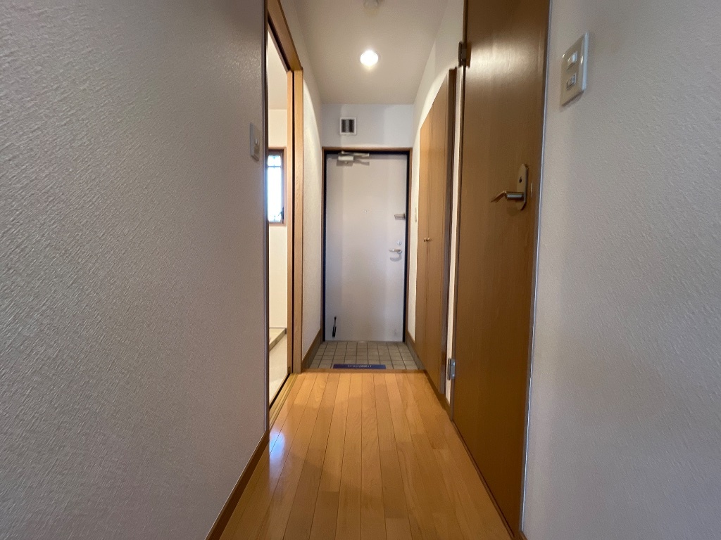 拡大写真:合志市豊岡 2階205の廊下