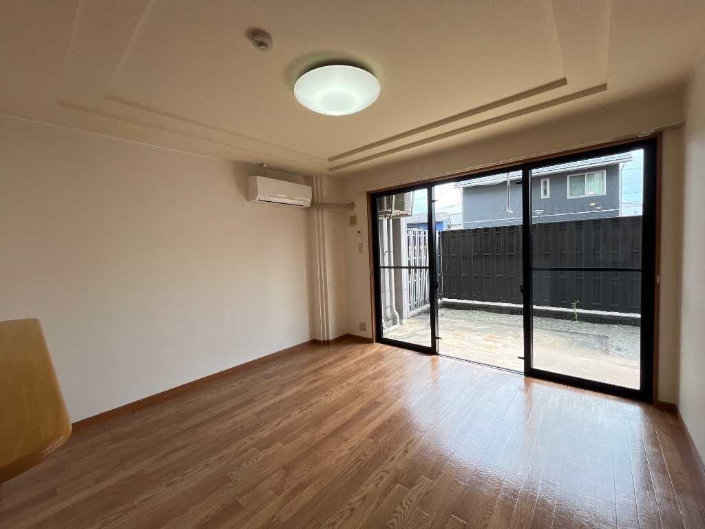拡大写真:ミウラ マンション(Miura Mansion) 1階103のリビング