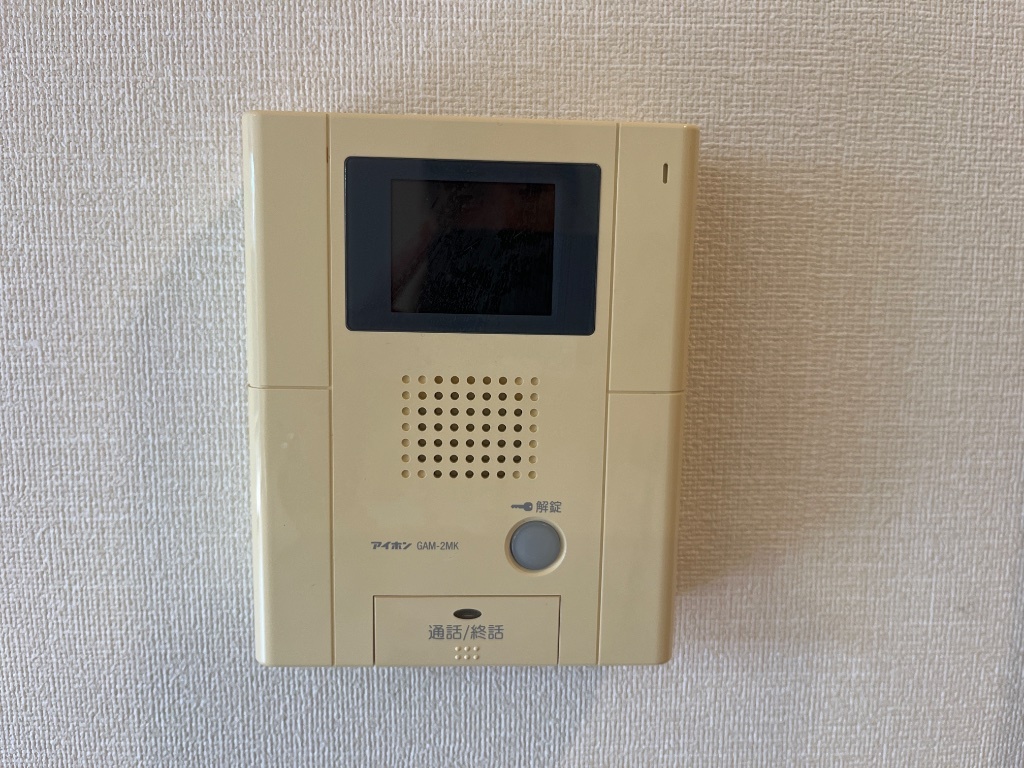 拡大写真:ミウラ マンション(Miura Mansion) 1階103のカメラ付インターホン
