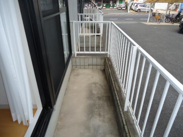 拡大写真:ヒルズYK 1階102のテラス