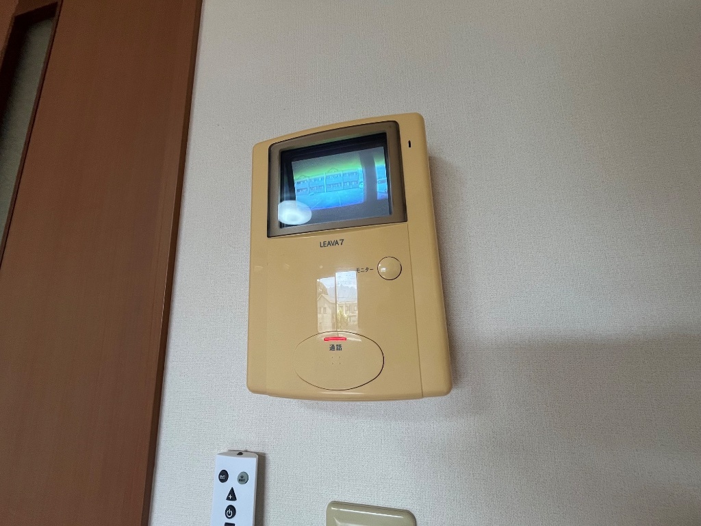 拡大写真：ペガサス和気Ⅱ番館 1階101のカメラ付インターホン