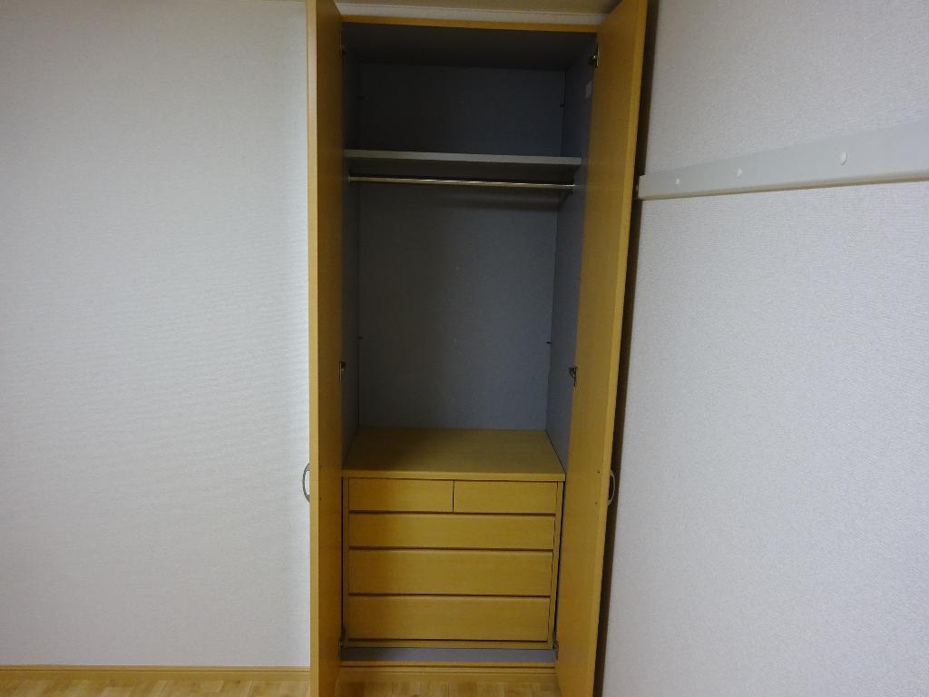 拡大写真:グッドラック 1階105の収納
