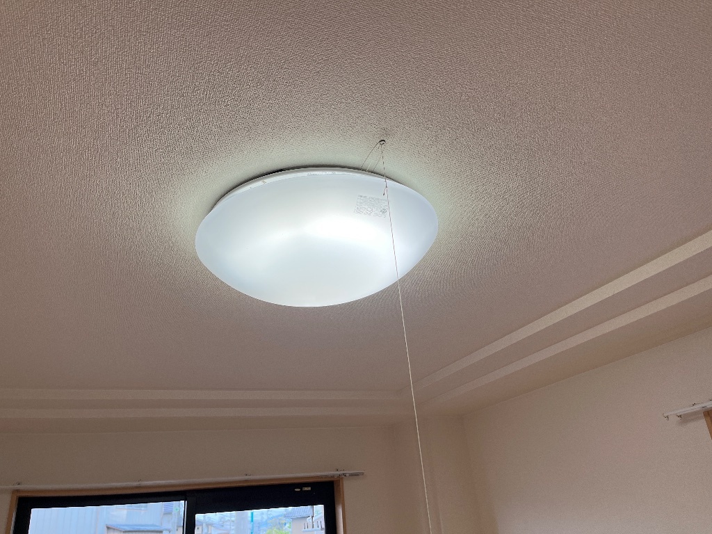 拡大写真：サンコート・コーダ 1階108の照明器具