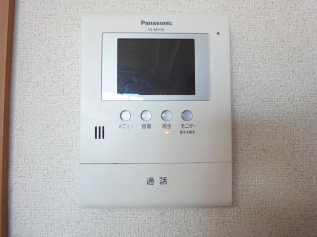 拡大写真:グローリエ・M 3階302のカメラ付インターホン