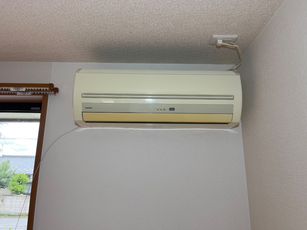 拡大写真:ドリームハイム 1階106のエアコン