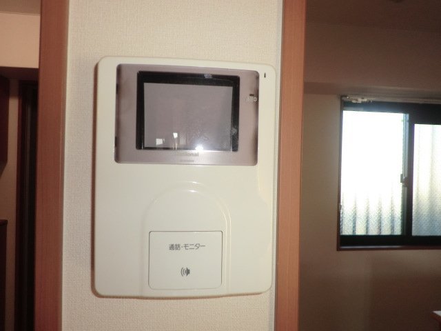 拡大写真:Vif.charmant 2階201のカメラ付インターホン