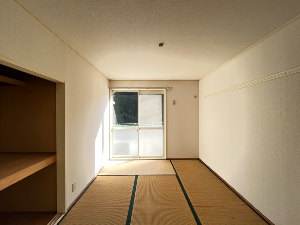 拡大写真:ドミールハセ 1階101の室内