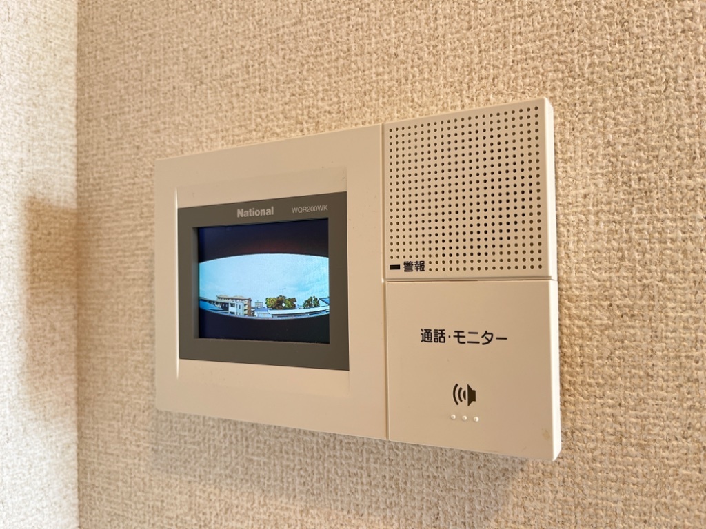 拡大写真:フォレスト カワハラ 3階306のカメラ付インターホン