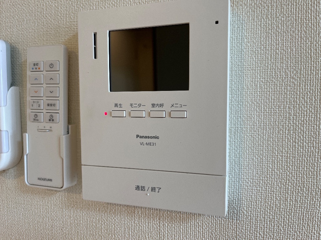 拡大写真:プリムローズ 1階103のカメラ付インターホン