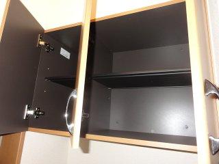 拡大写真:サニーコート・Joh 1階102の下足箱上