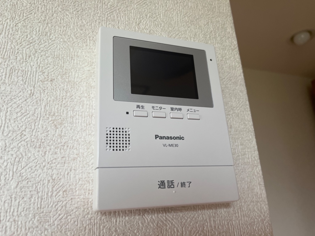 拡大写真:グランフォースMOCO 1階101のカメラ付インターホン