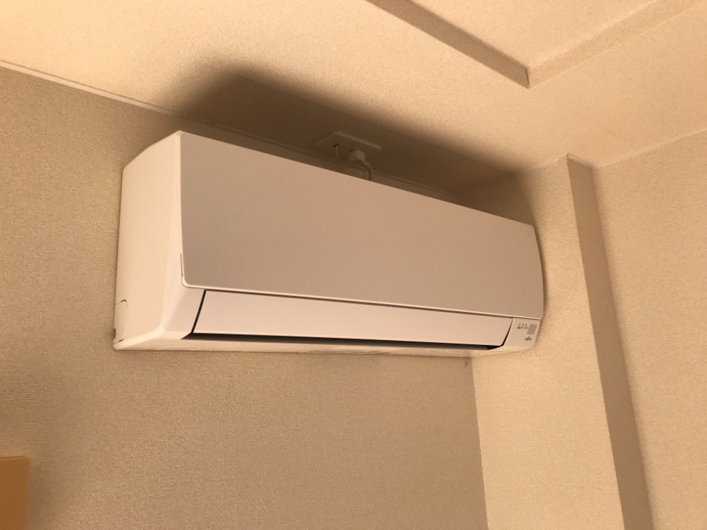 拡大写真:アクアライフ エムズ 1階101のエアコン