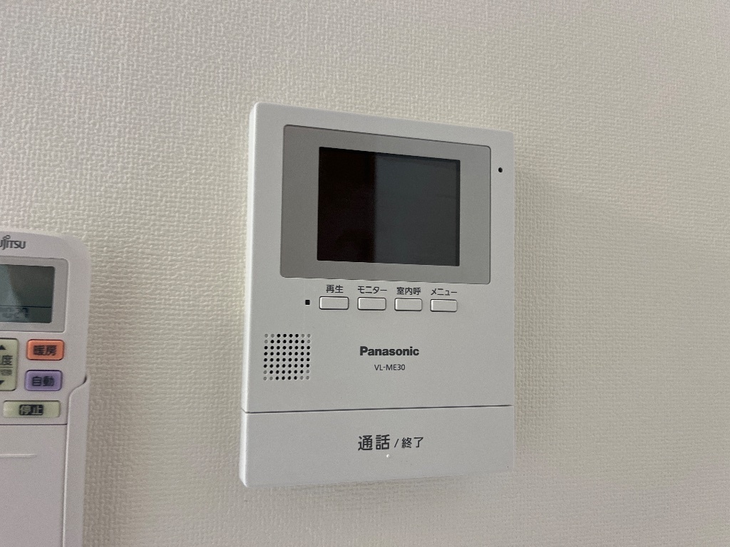 拡大写真：グランディール・みやざき 1階102のカメラ付インターホン