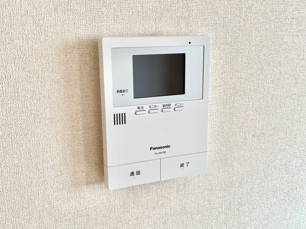 拡大写真:プラムコート 1階101のカメラ付インターホン