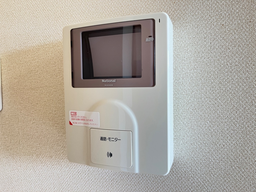 拡大写真:カテリーナ 1階103のカメラ付インターホン