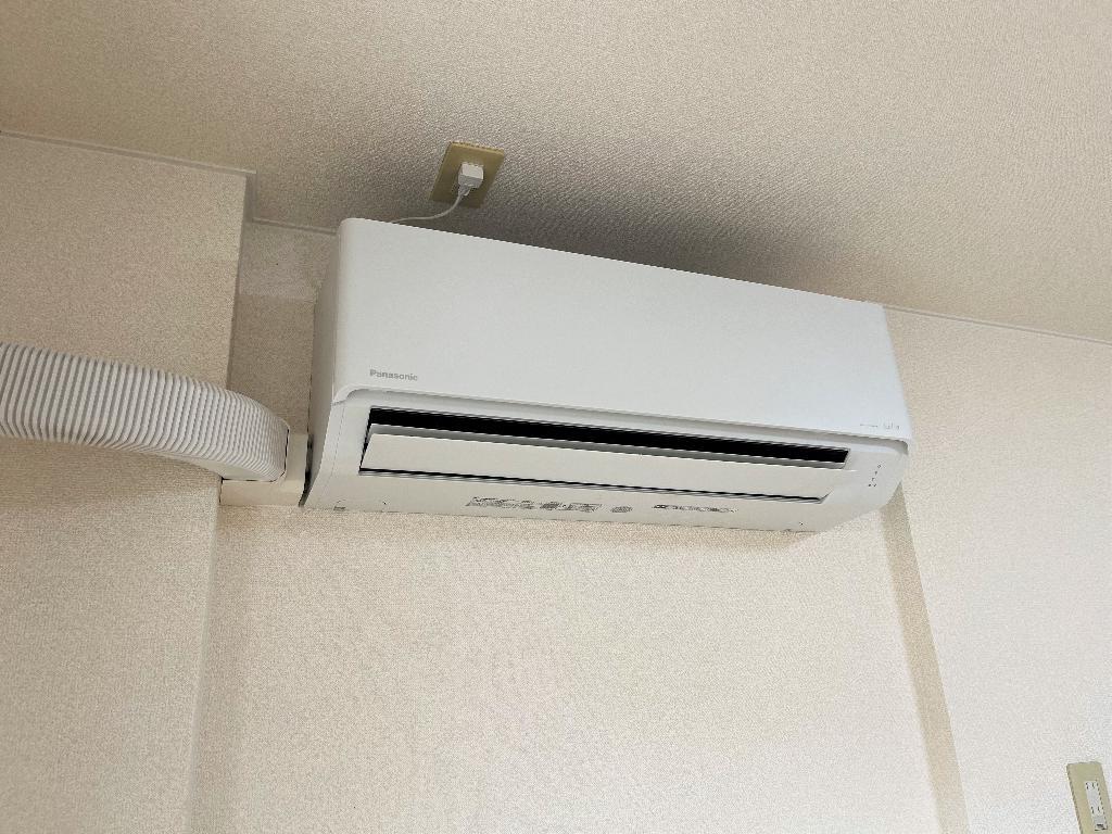 拡大写真:グリーン・ベル 1階101のエアコン