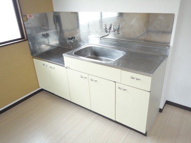 拡大写真:聖マンションⅠ 3階305のキッチン