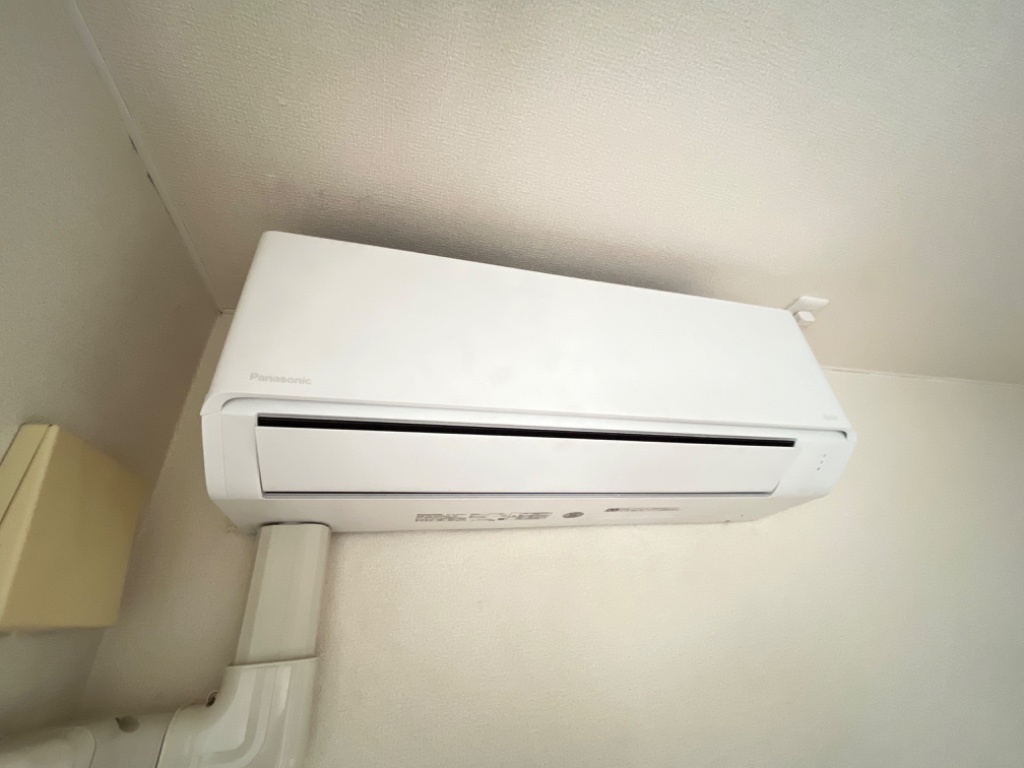 拡大写真：スカイピア 2階203のエアコン
