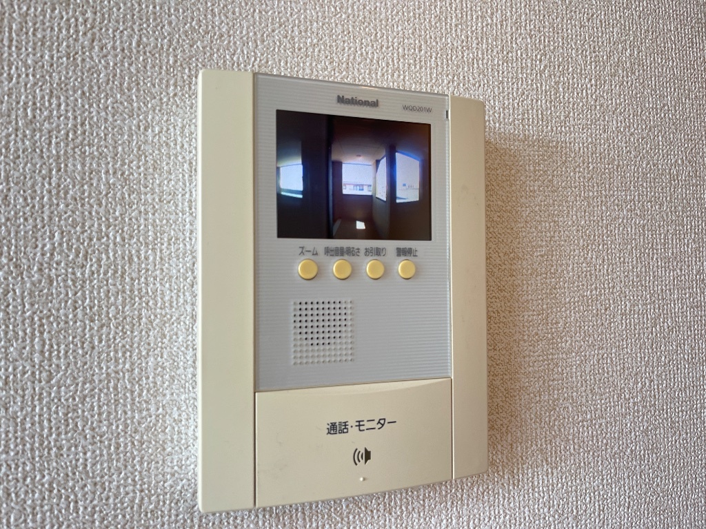 拡大写真:アドミレT-Ⅱ 2階205のカメラ付インターホン