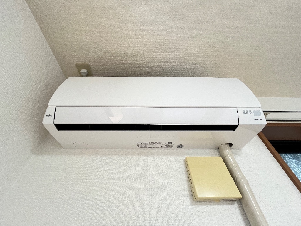 拡大写真:アドミレT-Ⅱ 2階206のエアコン