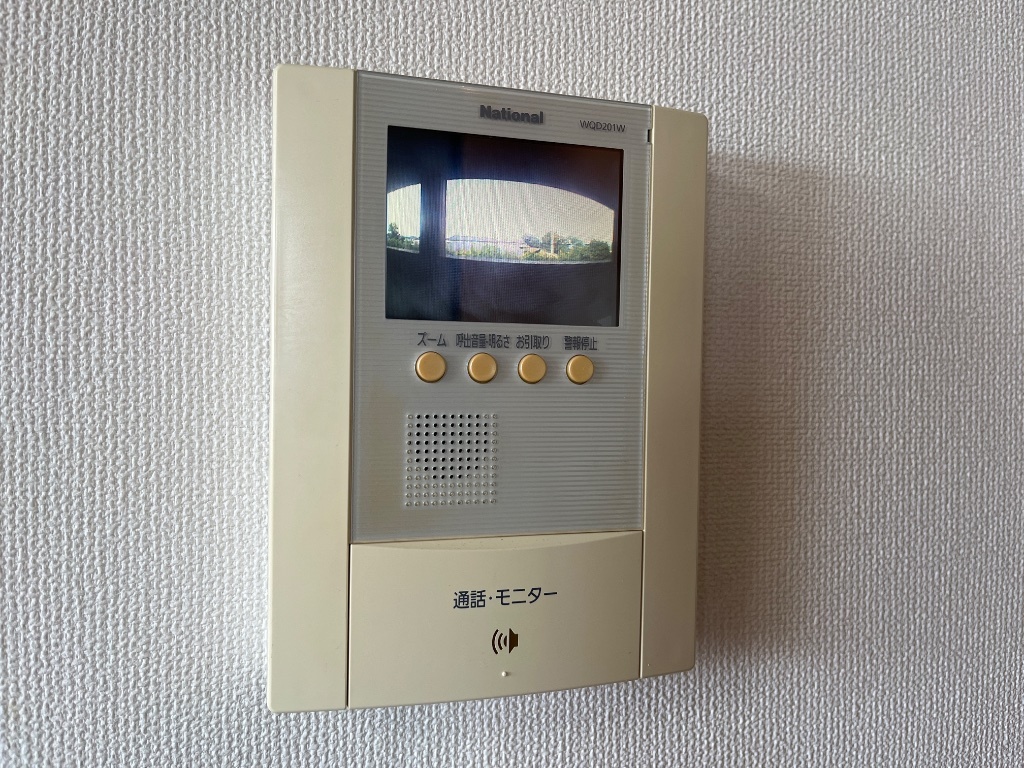 拡大写真:ハイム・エルアール 2階201のカメラ付きインターホン