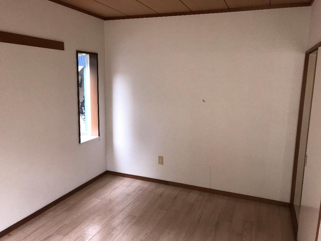 拡大写真:プラドール松田A 1階102の室内