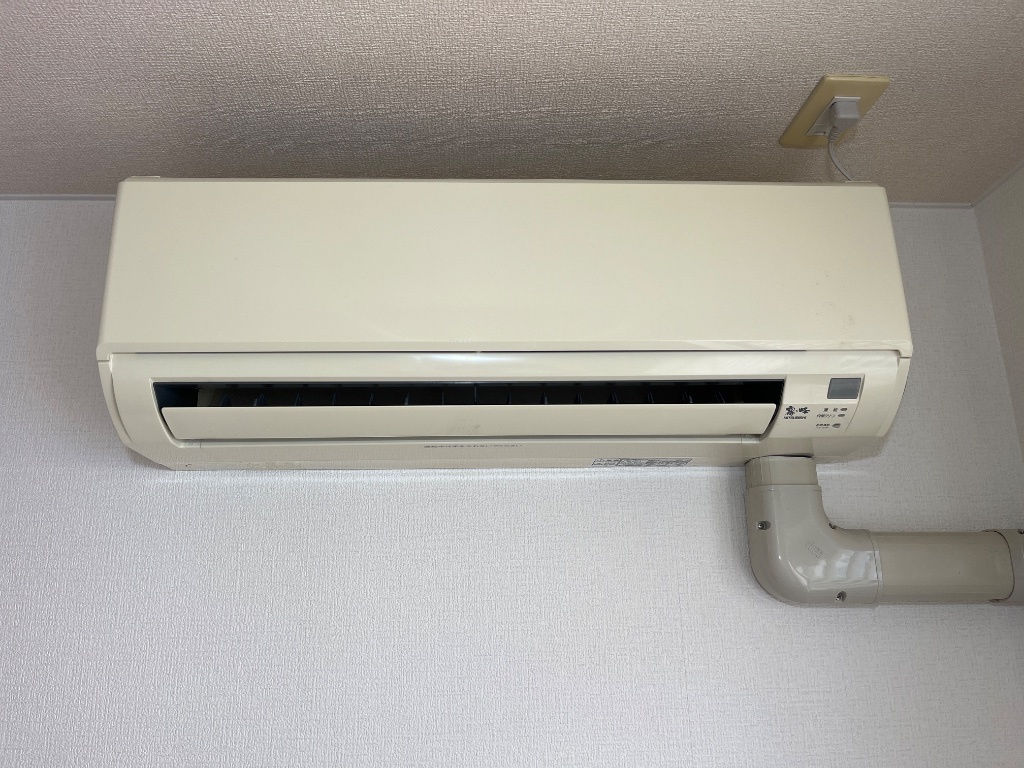 拡大写真:サンモール 1階101の洋室エアコン