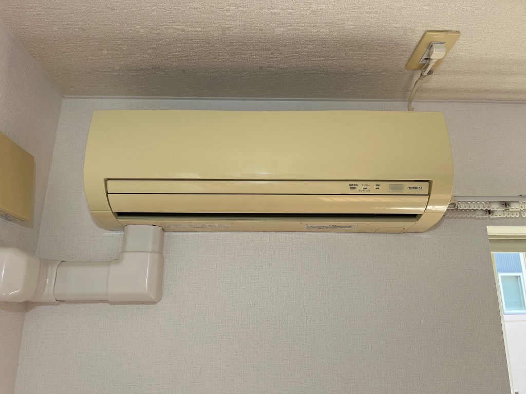 拡大写真:サンモール 1階101のリビングエアコン
