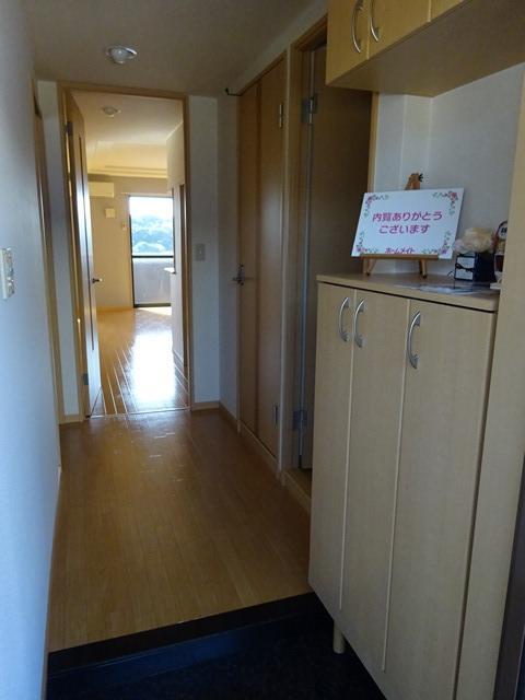 拡大写真:メゾンひばりヶ丘弐番館 2階00205の玄関