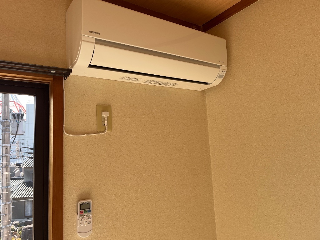 拡大写真:コーポラス中川 3階303のエアコン②
