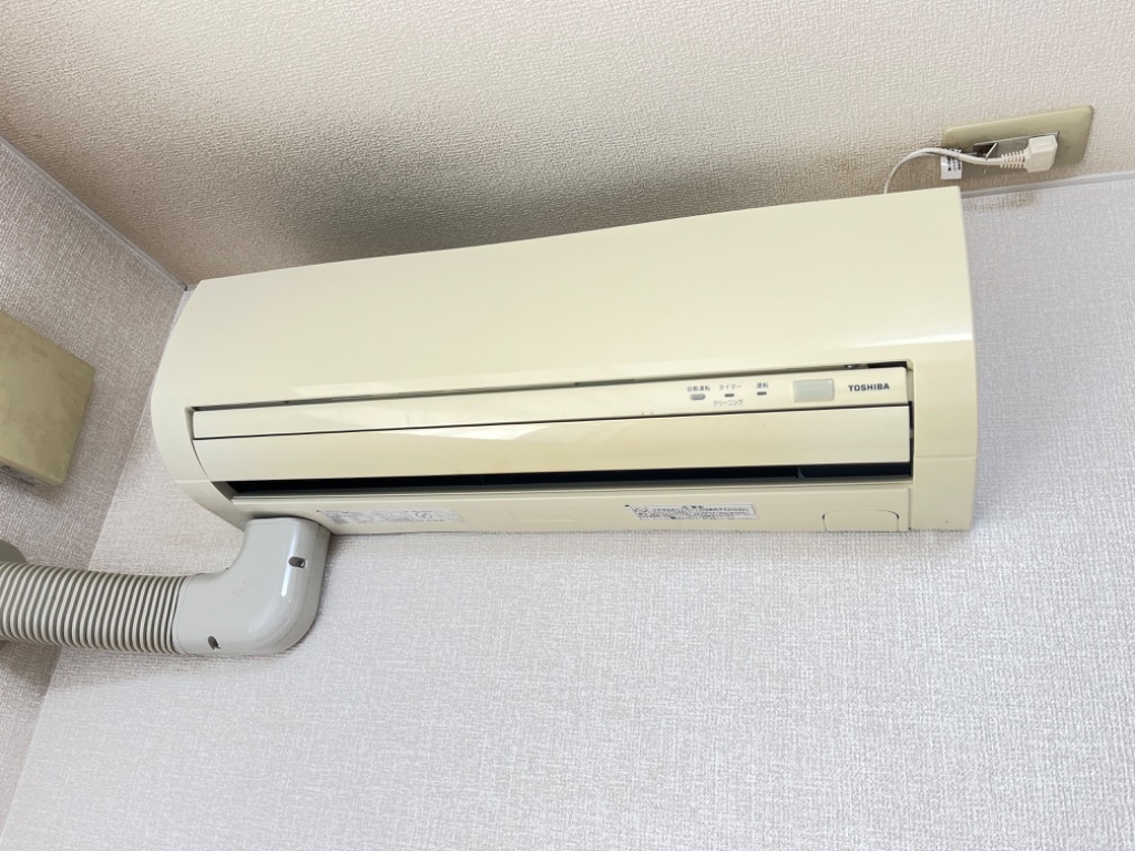 拡大写真:ポアールヴェルジュⅠ 1階103のエアコン