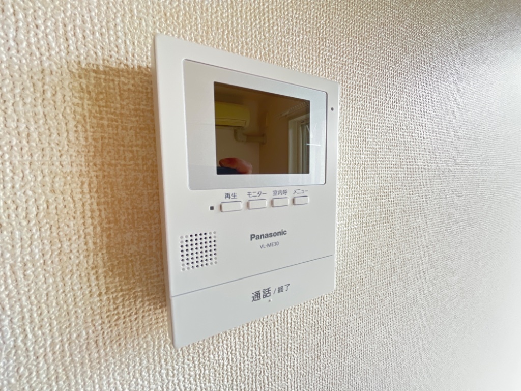拡大写真:ポアールヴェルジュⅠ 1階103のカメラ付インターホン