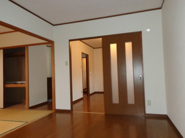 拡大写真:コーポ竜Ⅱ 1階101の室内