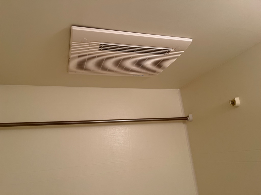 拡大写真:ベルフィーユMiya 2階202の浴室乾燥機
